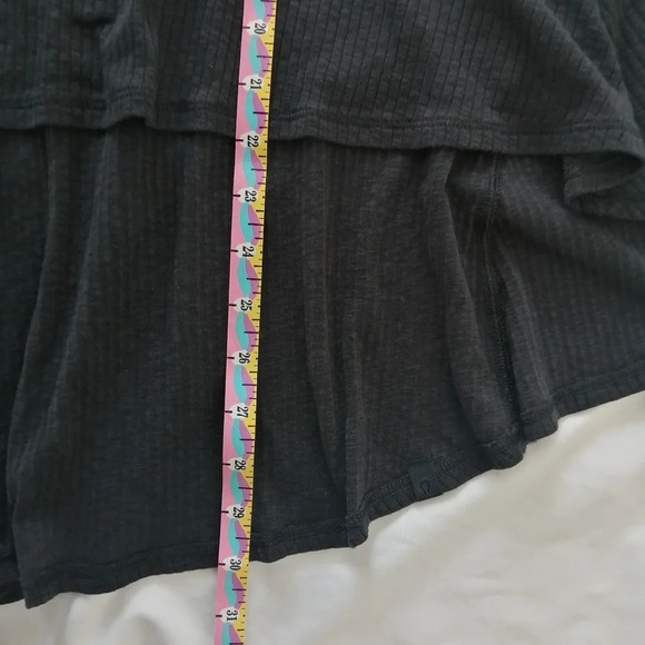 Lululemon Dare to Drape Ribbed Black Long Sleeve Hi Low Hem Tencel Cotton Small - Picture 15 of 16